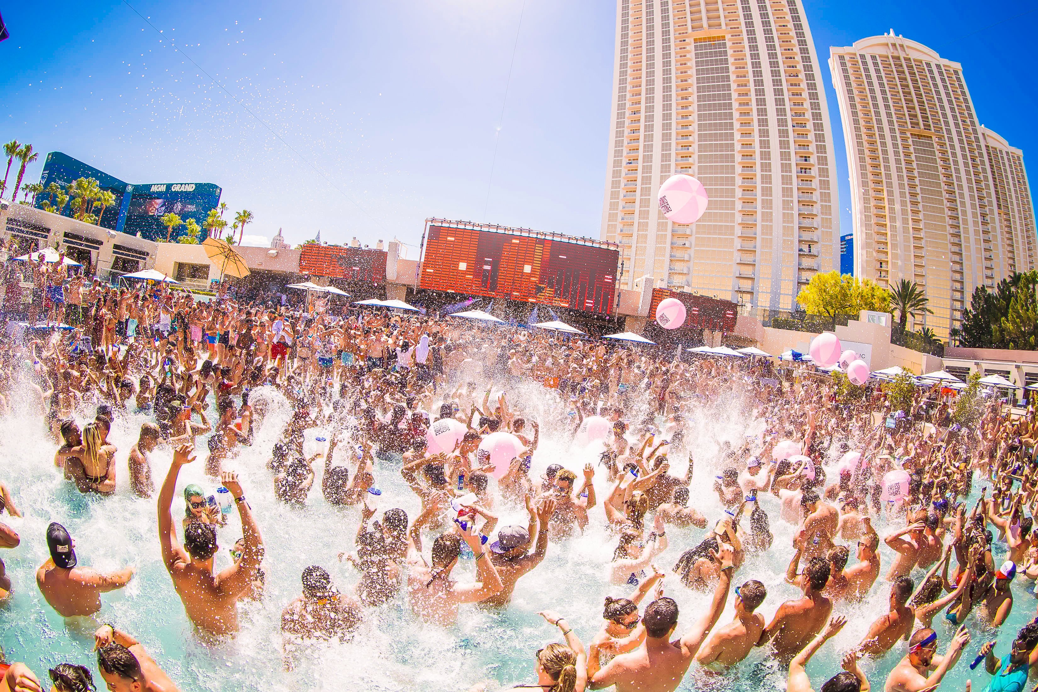 WetRepublic